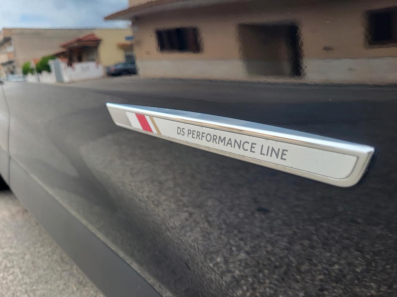 DS 7 Crossback HDi 130 aut. Performance Line Cerchi 19...