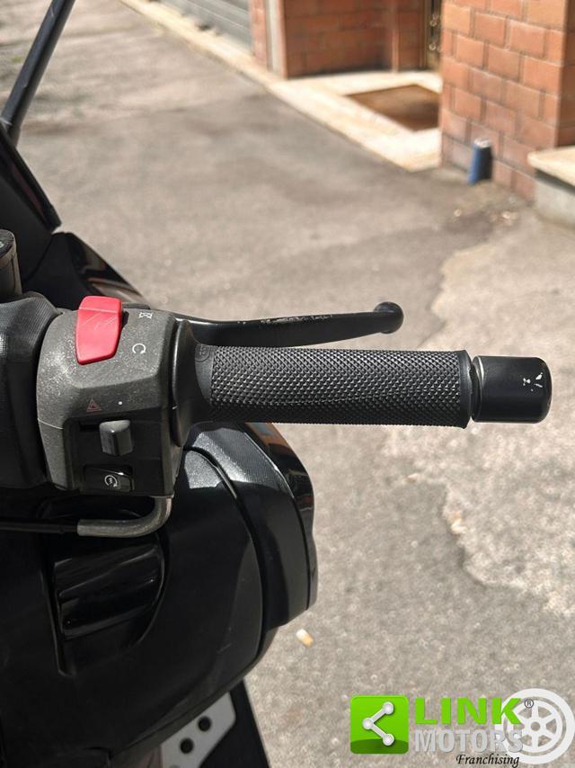 YAMAHA T-Max 500 T-Max 500 XP ABS