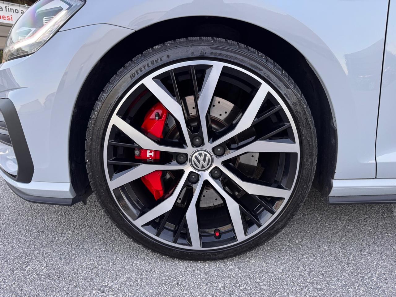 Volkswagen Golf GTI Performance 2.0 230 CV TSI 5p. BMT