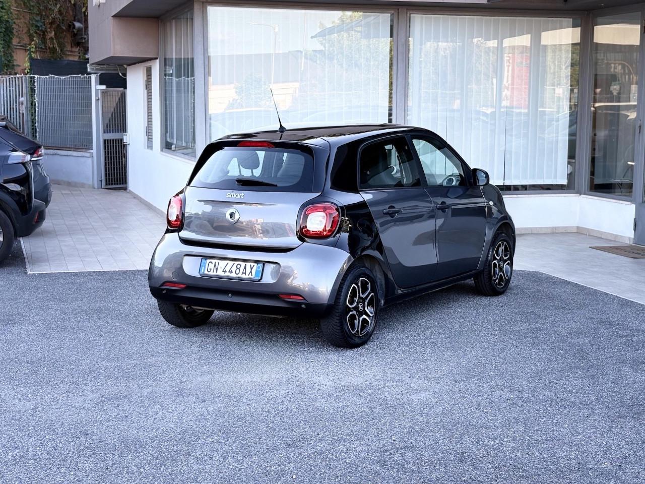 Smart forfour 1.0 Benzina 71CV E6 Automatico - 2016