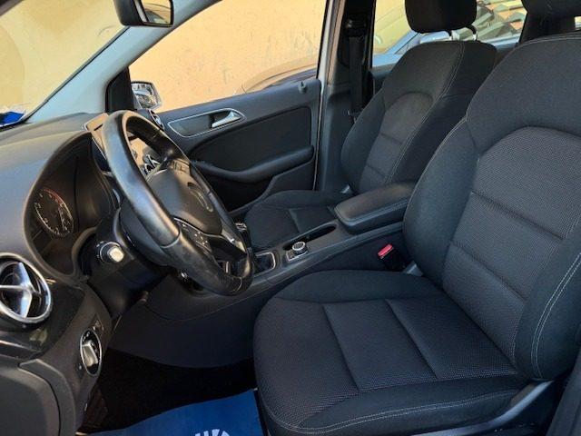 MERCEDES-BENZ B 180 CDI Executive