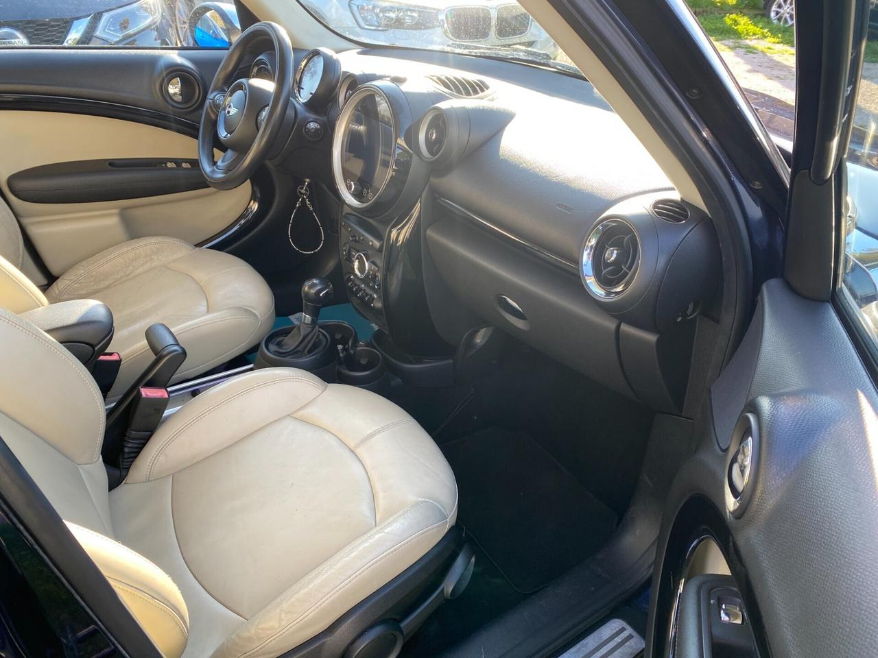 MINI - Countryman - Cooper D Automatica - NEOPATEN