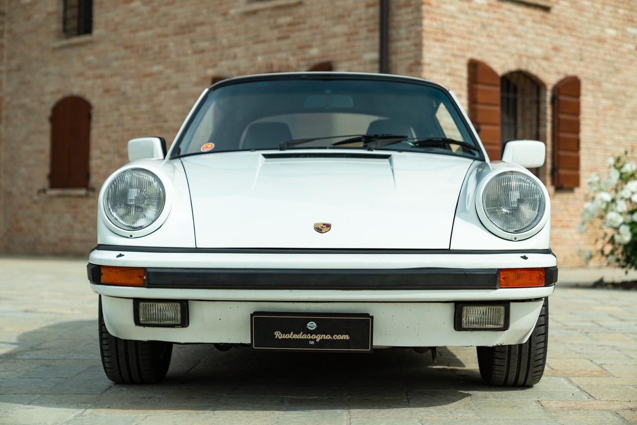 PORSCHE 911 CARRERA 3.2 - RDS01167