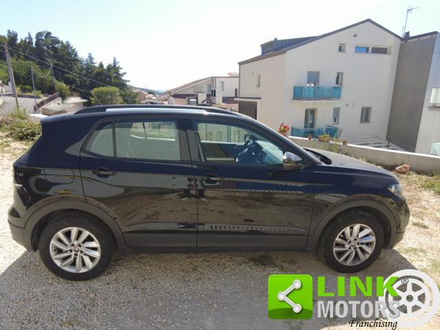 VOLKSWAGEN T-Cross style