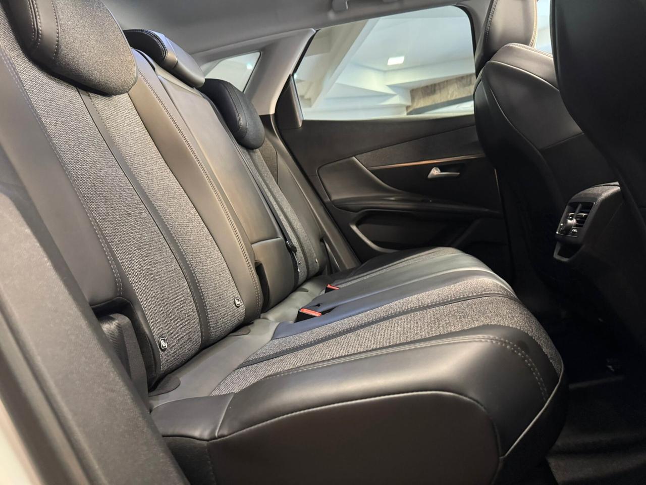 Peugeot 3008 PureTech Turbo 130 S&S EAT6 GT Line