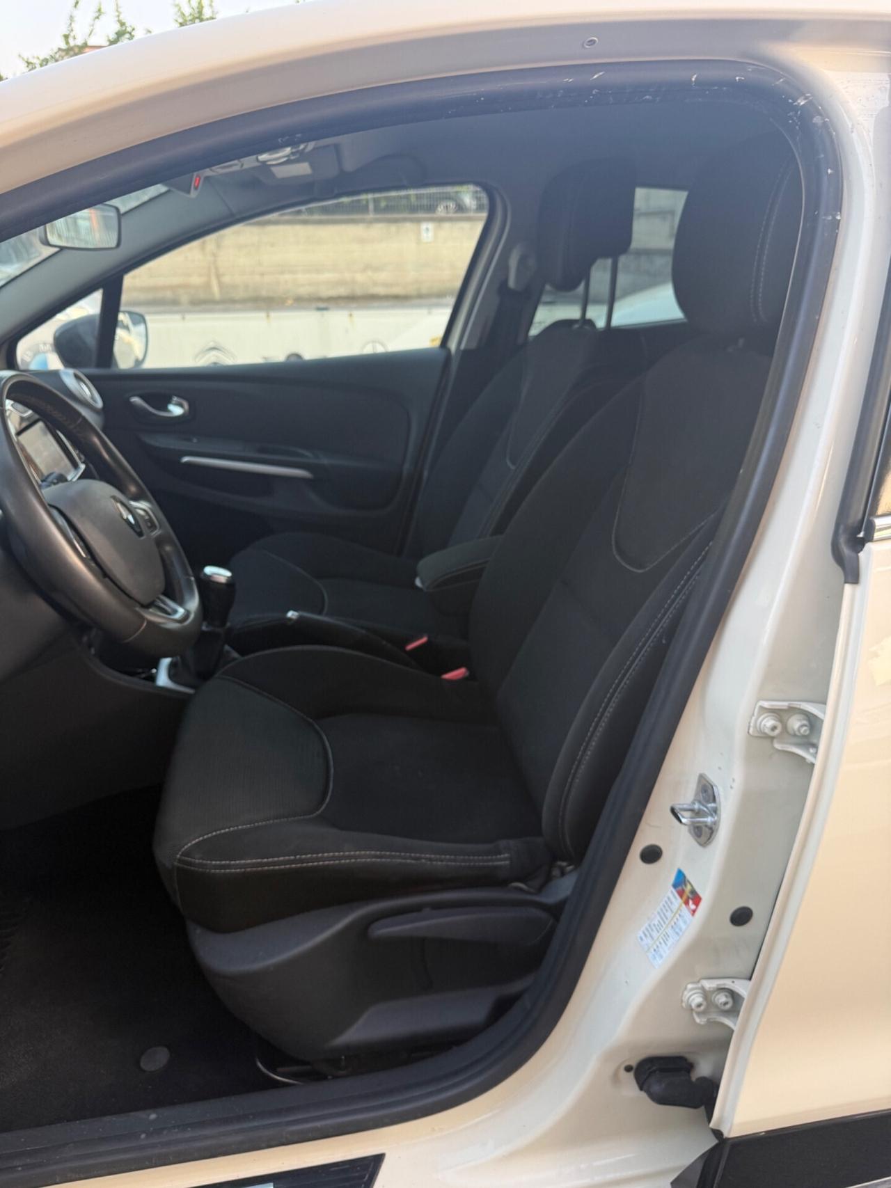 Renault Clio TCe 12V 90CV Start&Stop 5 porte Energy Duel2