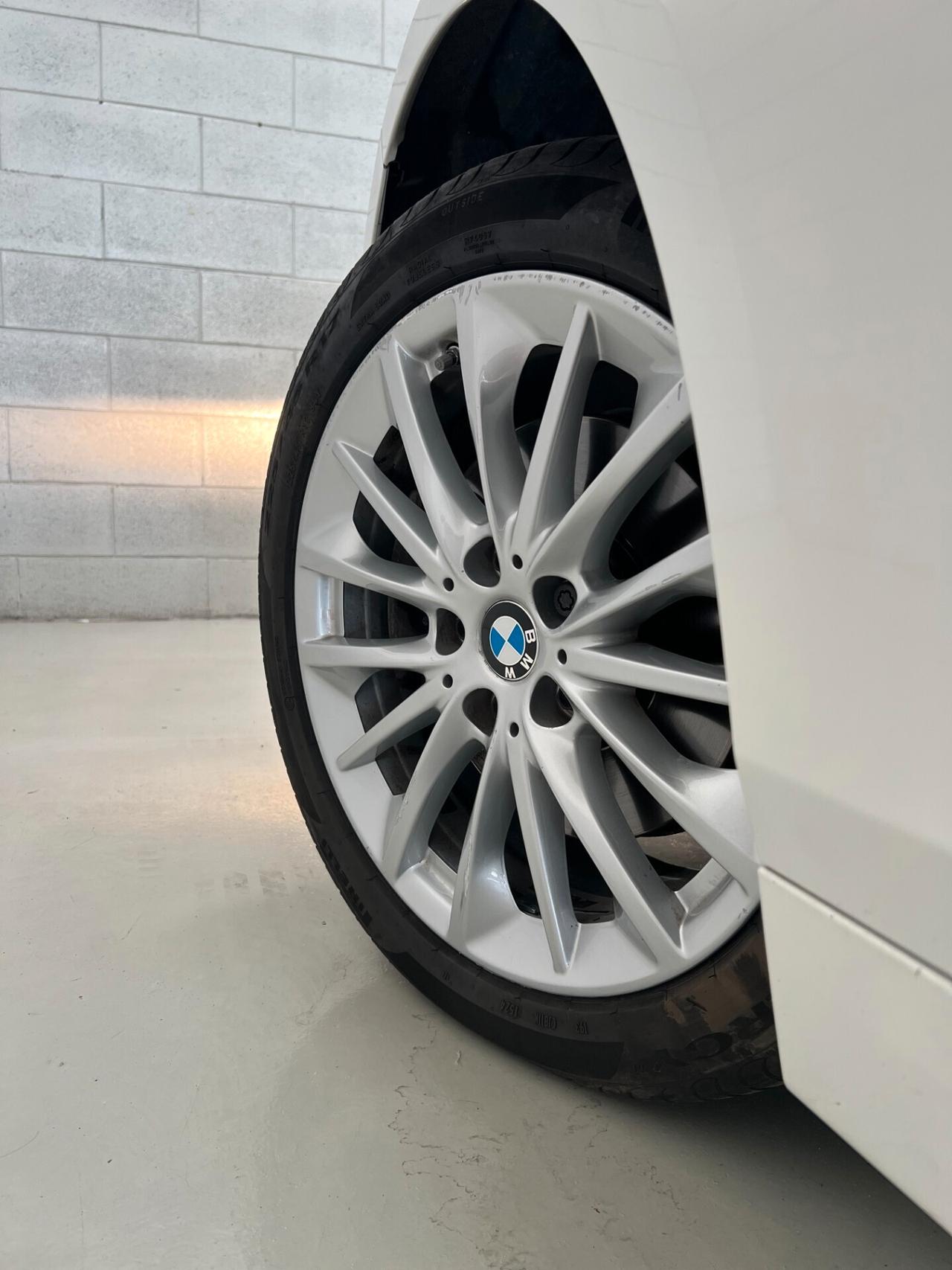 BMW SERIE 1 - 118D Business Advantage