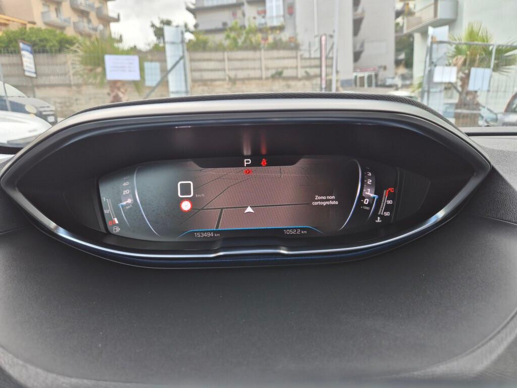 Peugeot 3008 BlueHDi 130CV EAT8 ALLURE