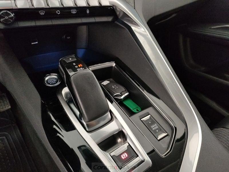 Peugeot 3008 Hybrid 225 e-EAT8 Allure Pack