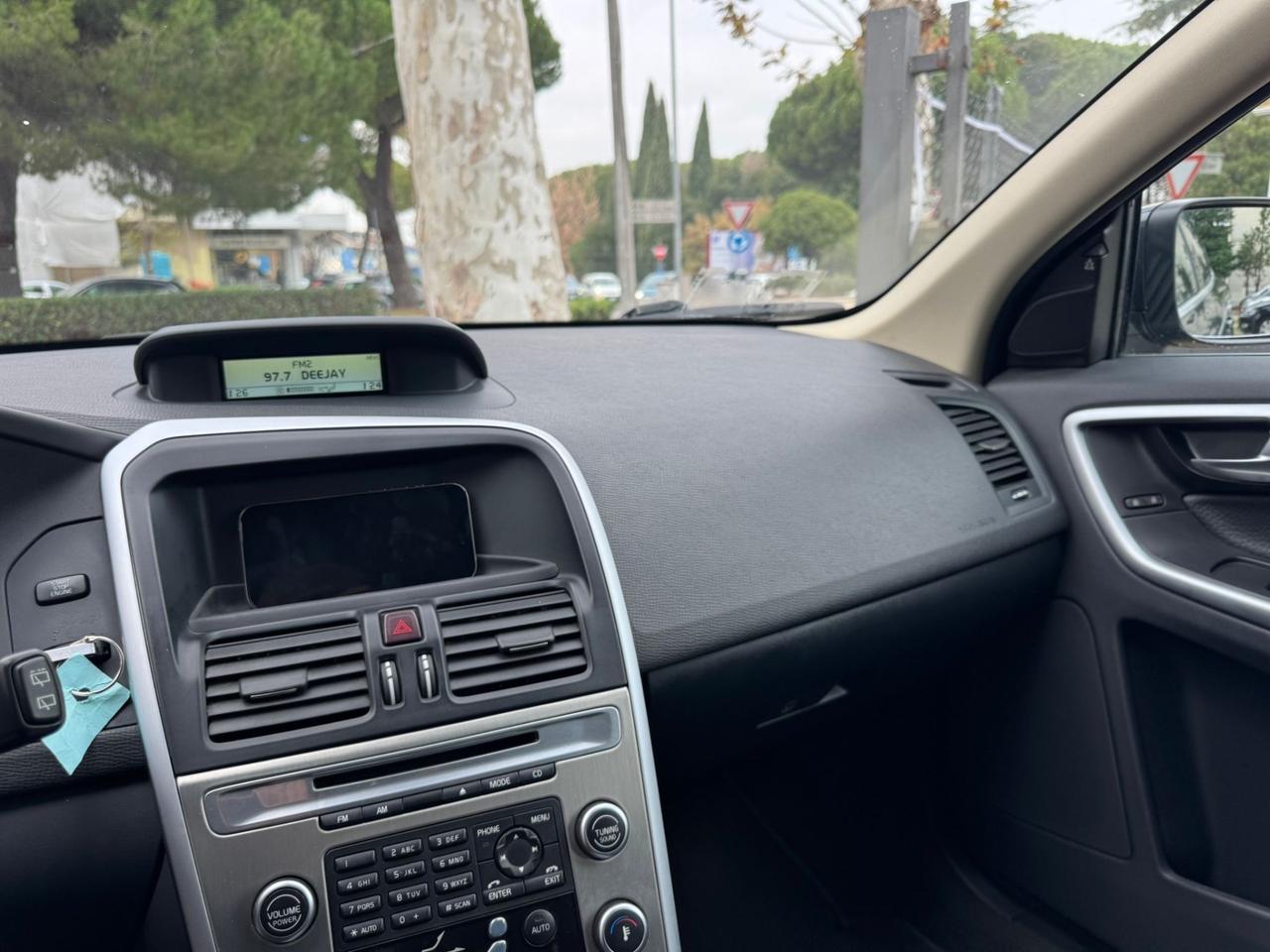 Volvo XC 60 XC60 D5 AWD Geartronic Summum