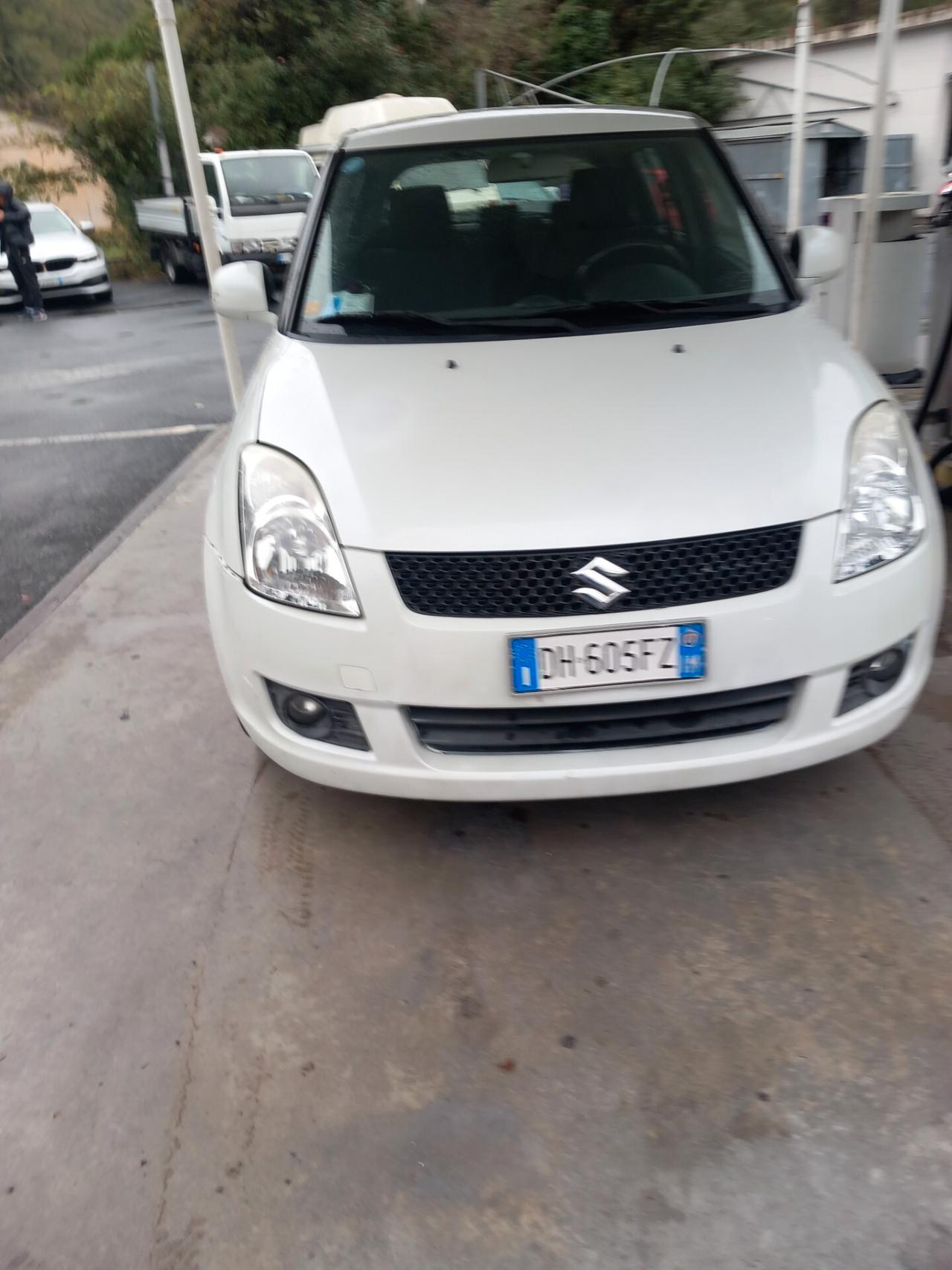 Suzuki Swift 1.3 4x4 5p. GL