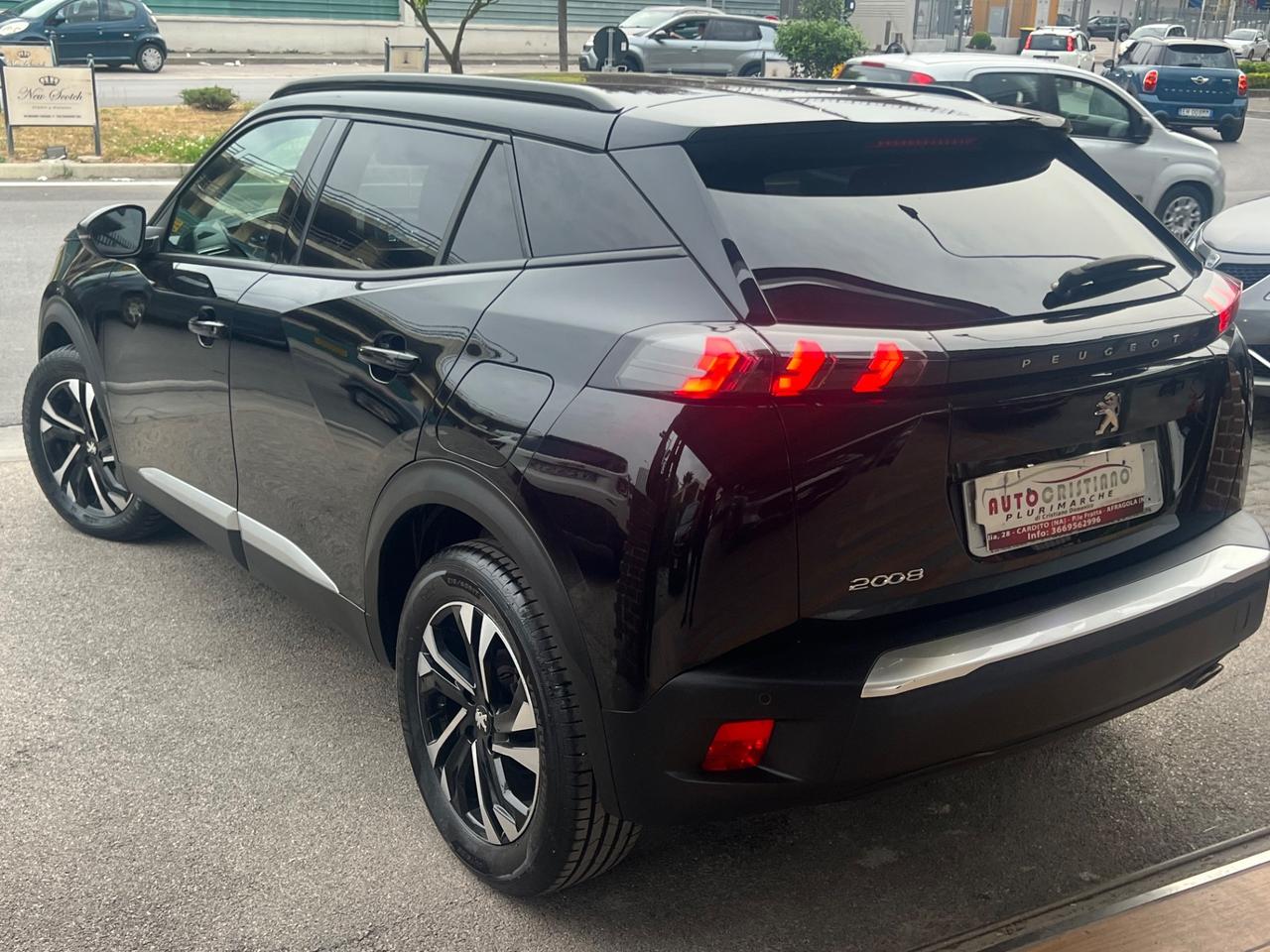 Peugeot 2008 BlueHDi 130 S&S EAT8 Allure
