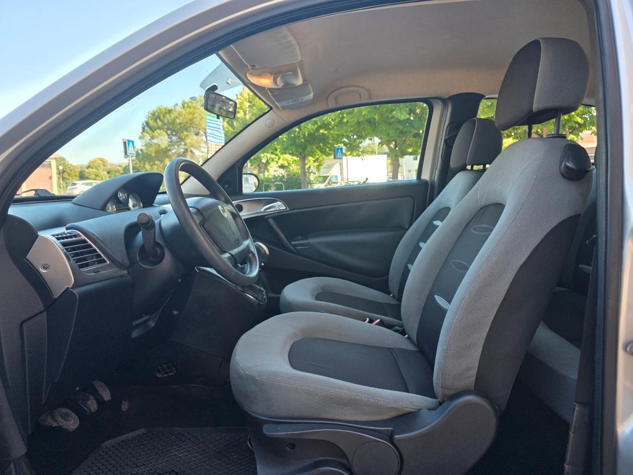 Lancia Ypsilon 1.2 Metano