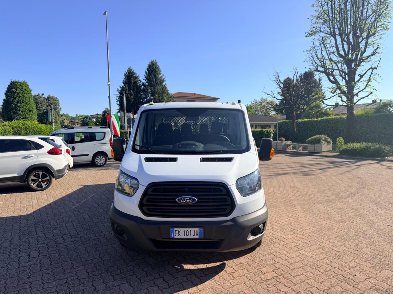 Ford transit 7 posti tibaltabile