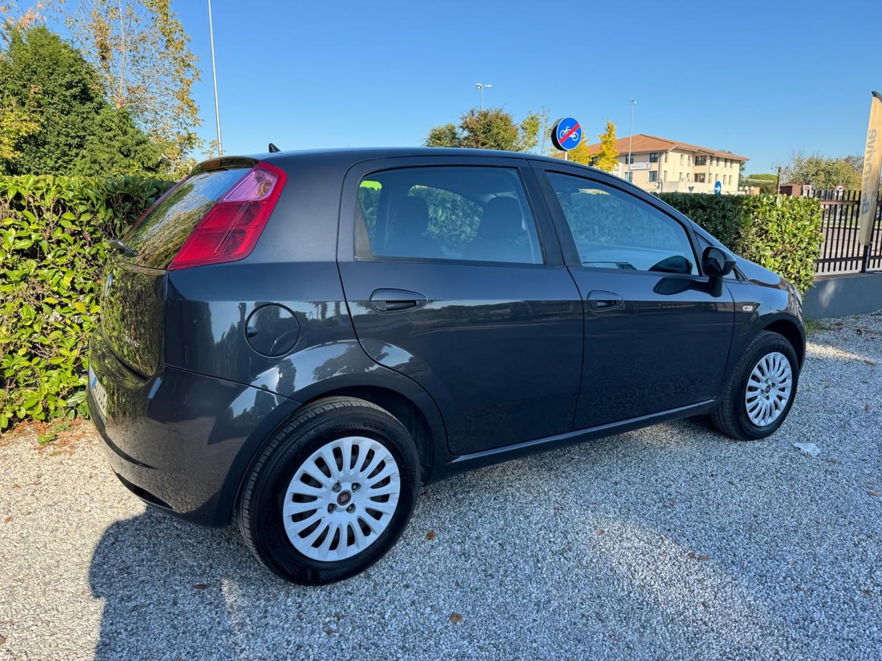 Fiat Grande Punto 1.4 75cv - NEOPATENTATI