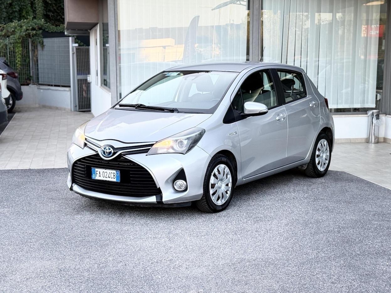 Toyota Yaris 1.5 Hybrid 75CV E6 Neo. Automatica - 2015