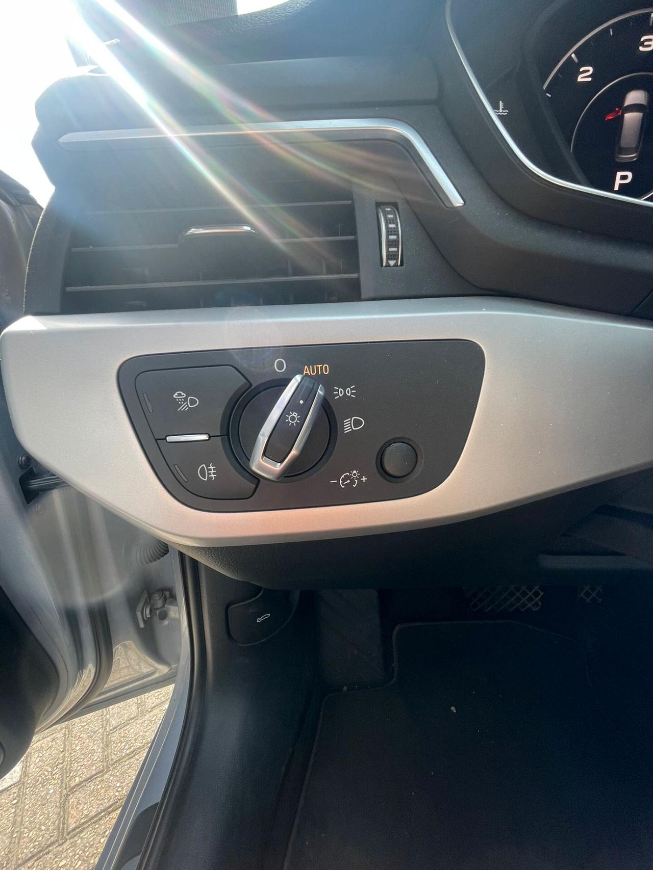 Audi A4 Avant 35 TDI S tronic Business