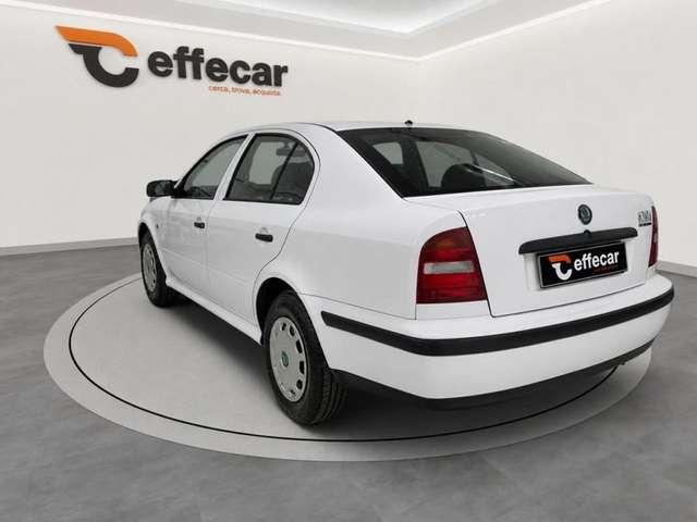 Skoda Octavia 1.6/75 CV cat GLX