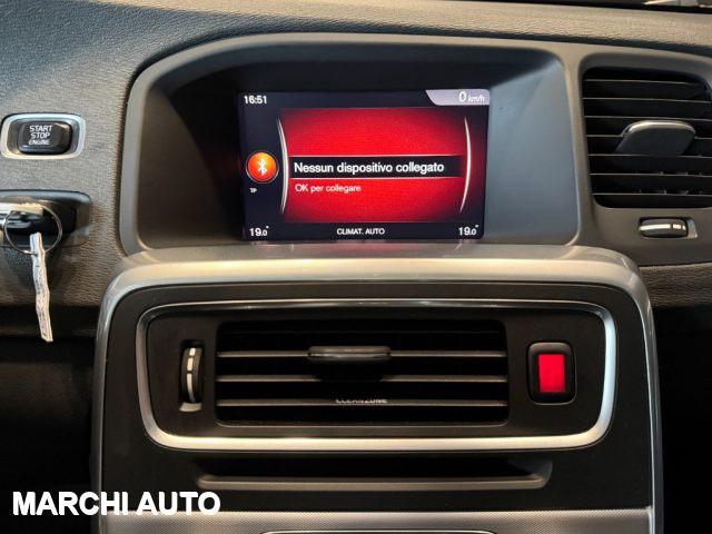 VOLVO V60 Cross Country D3 Geartronic Business