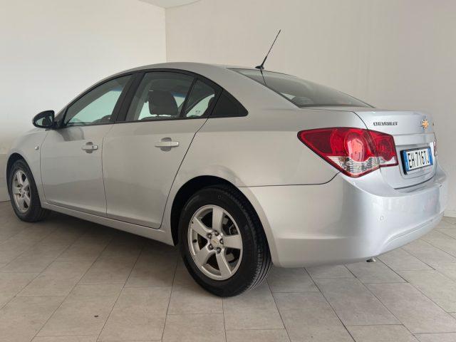 CHEVROLET Cruze 1.6 4 porte LS