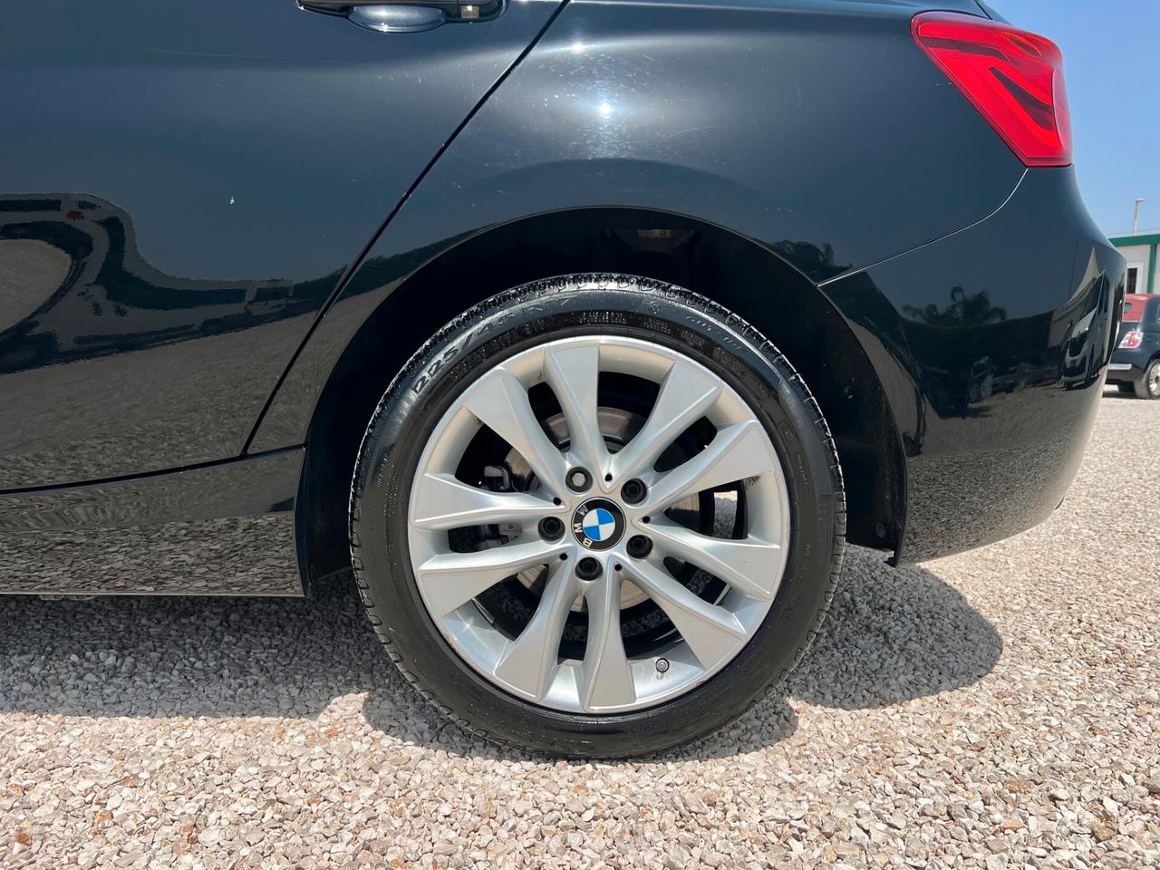 Bmw 118 d 5p. Navi Park Cruise Bixeno