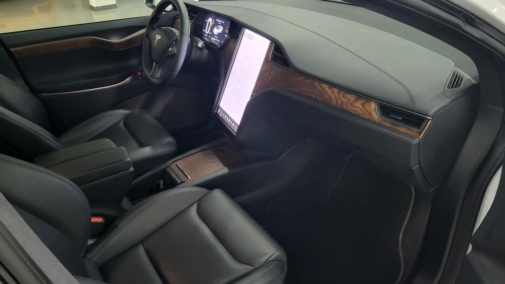 Tesla Model X Long Range Plus awd