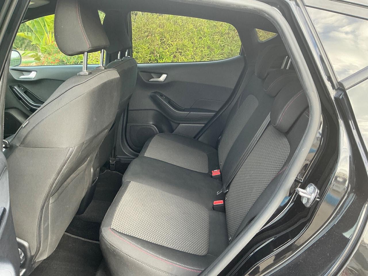 Ford Fiesta 1.5 TDCi 5 porte ST-Line