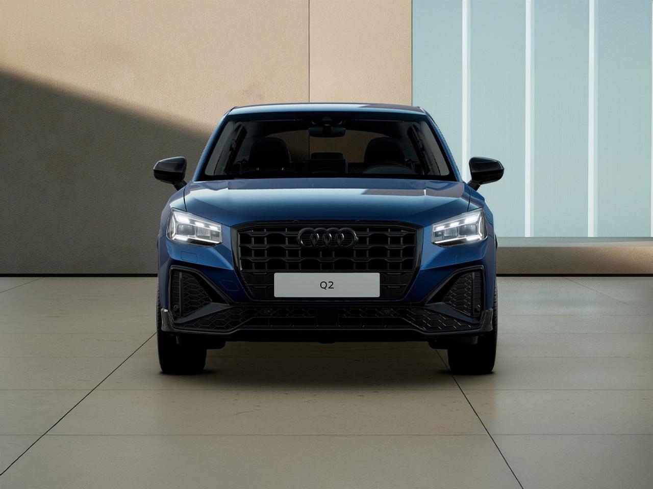 Audi Q2 35 1.5 tfsi identity black s-tronic