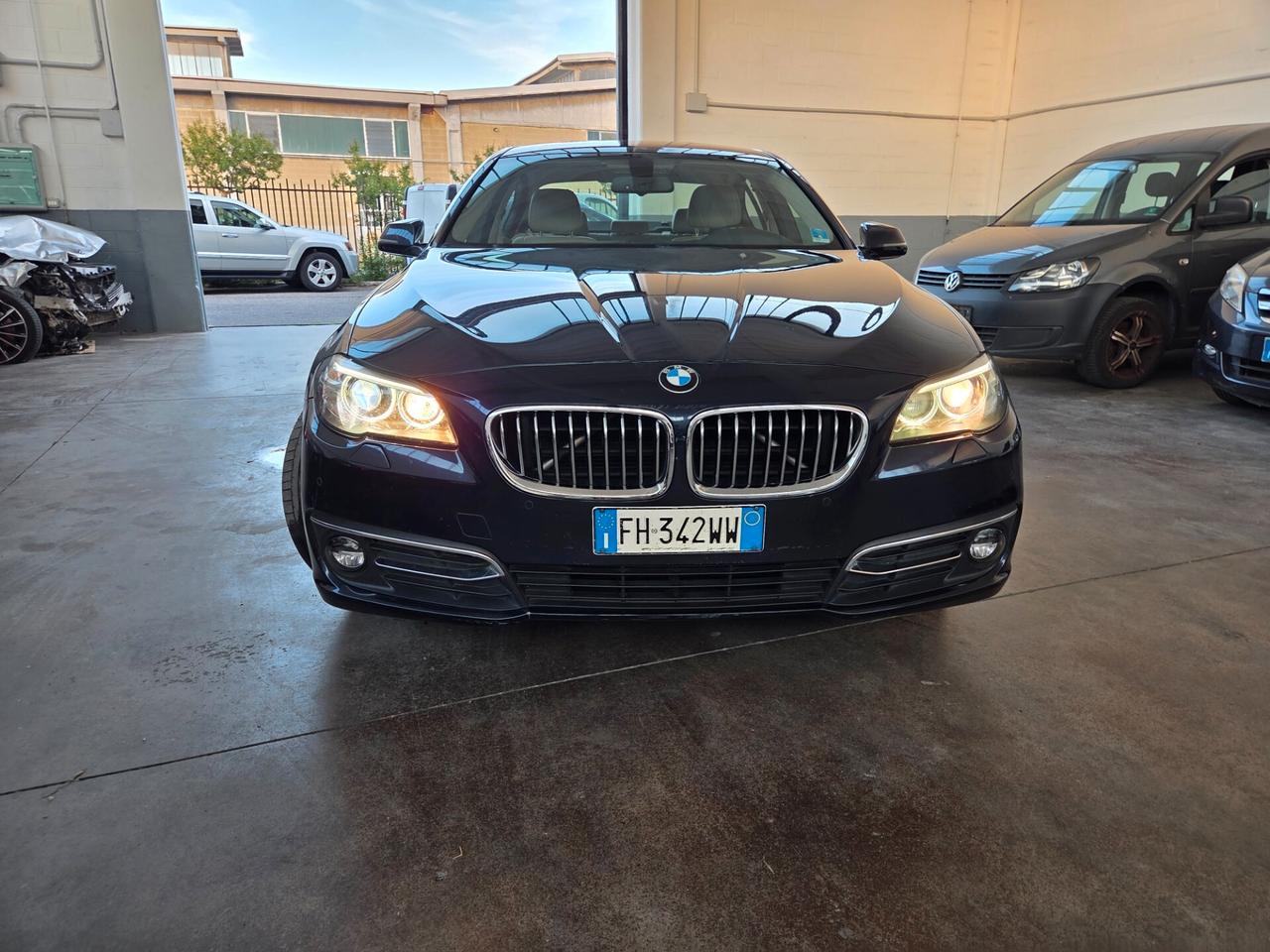 Bmw 520 520d xDrive Luxury