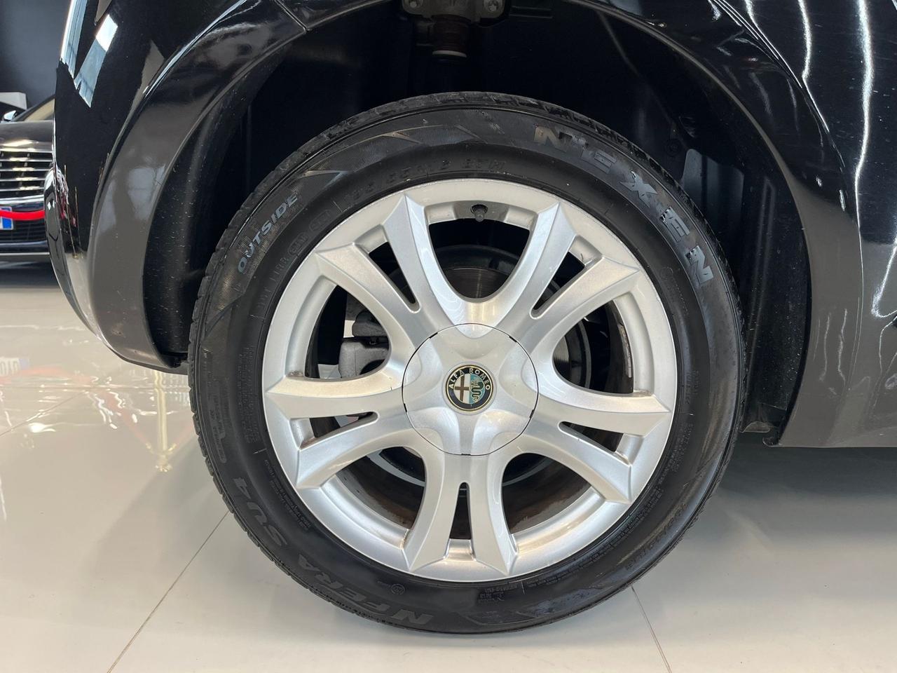 Alfa Romeo MiTo 1.3 JTDm-2 95 CV S&S Distinctive Sport Pak OK NEOPATENTATI