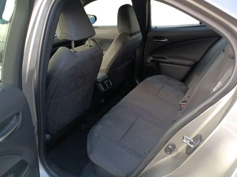 Lexus UX UX Hybrid Executive