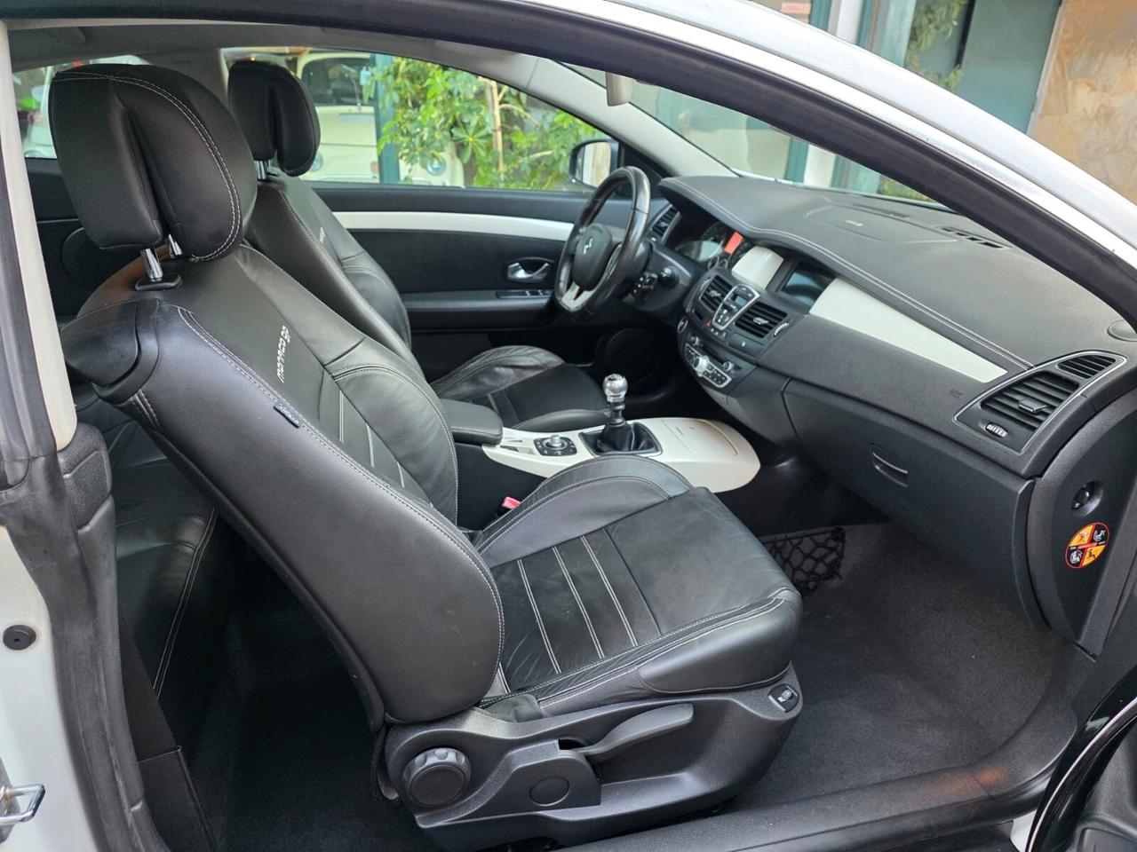 Renault Laguna Coupé 2.0 dCi 150CV Monaco GP