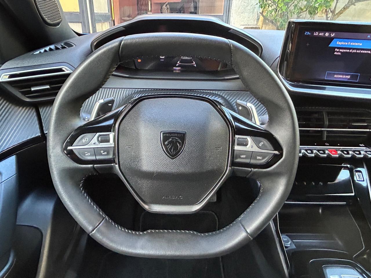 Peugeot 2008 BlueHDi 130 S&S EAT8 Allure Pack