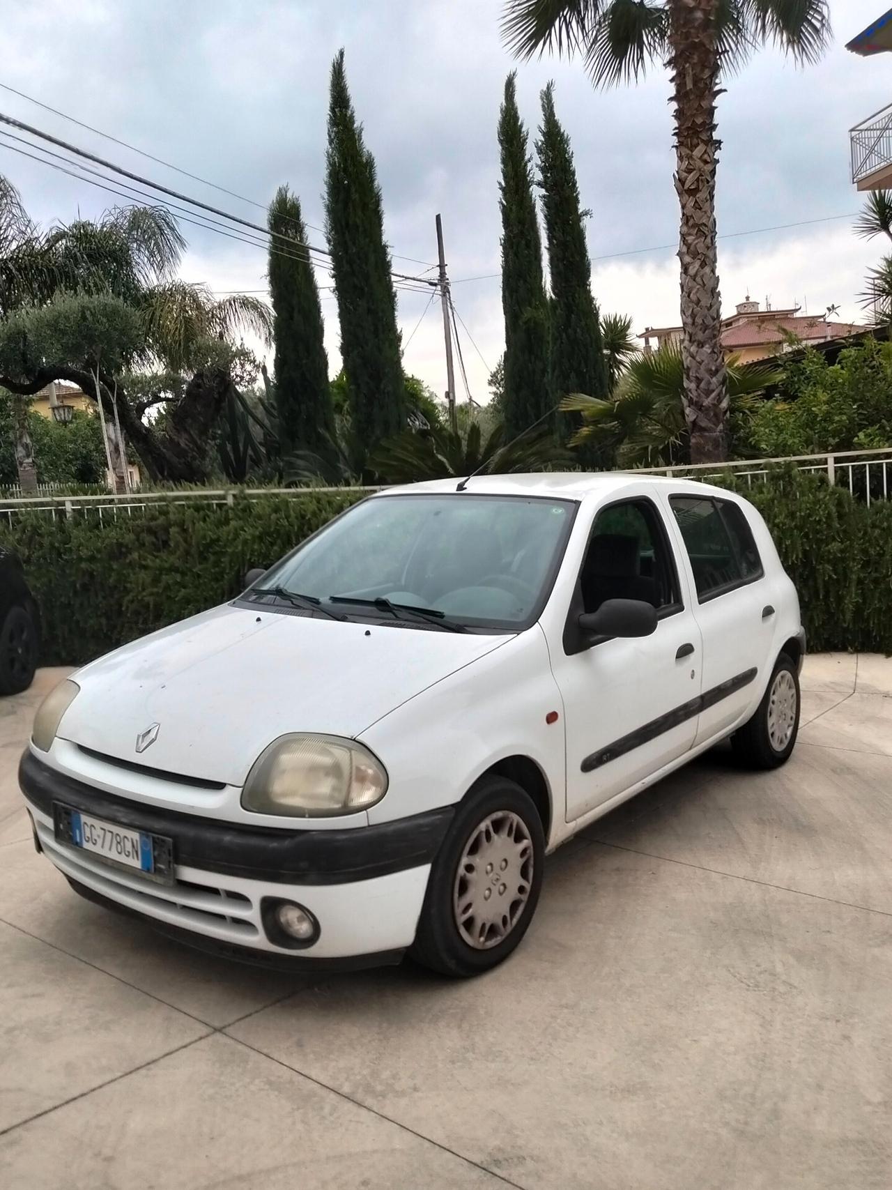 Renault Clio 1.2 cat 5 porte RT
