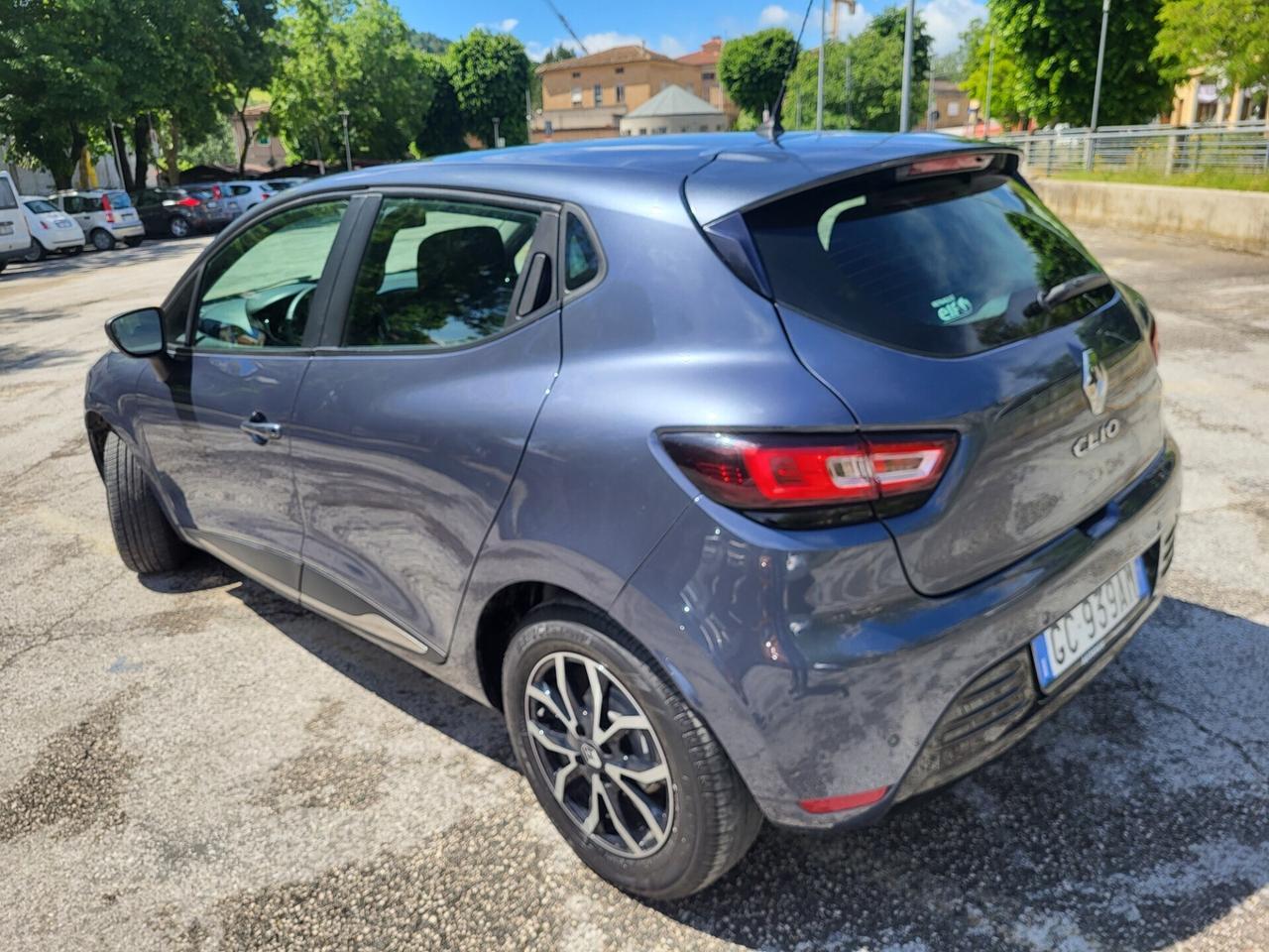 RENAULT CLIO 1,5 dCi-KM 71000-NAVI-2 REVISIONI