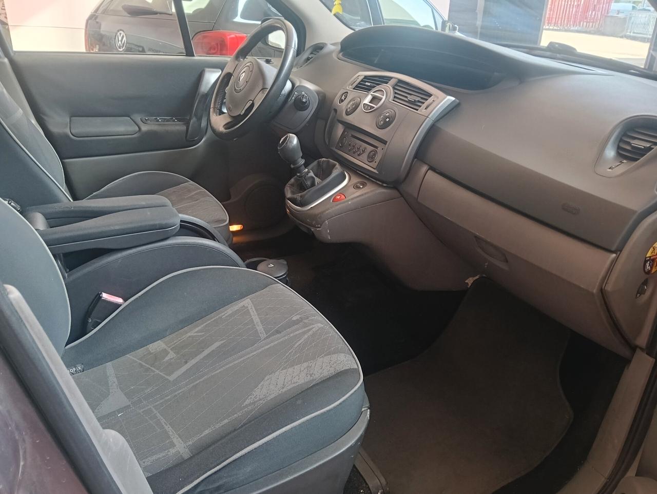 Renault Scenic Scénic 1.9 dCi Confort Authentique