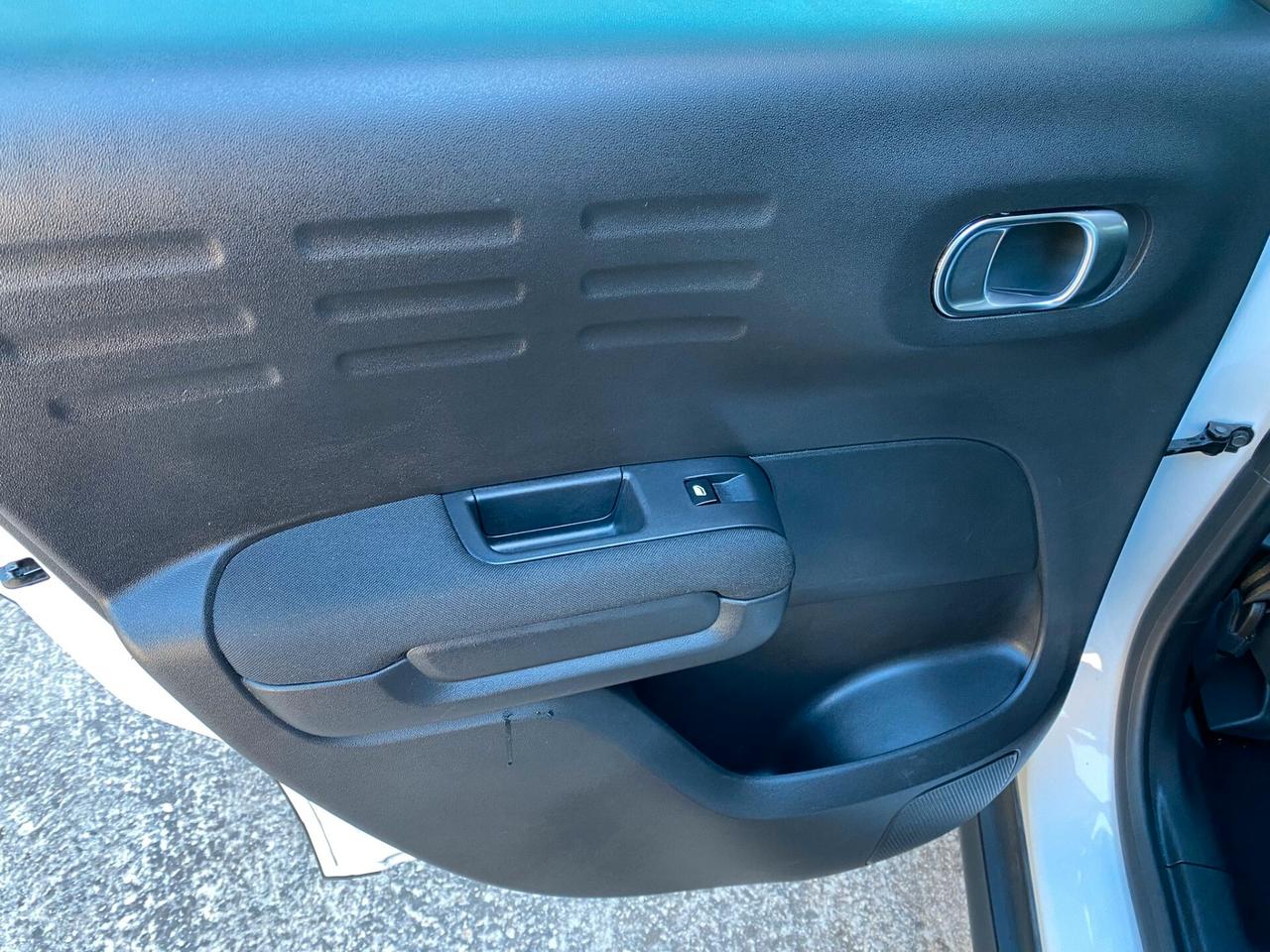 Citroen C3 Aircross PureTech 110 S&S Shine Pack Bi-Color