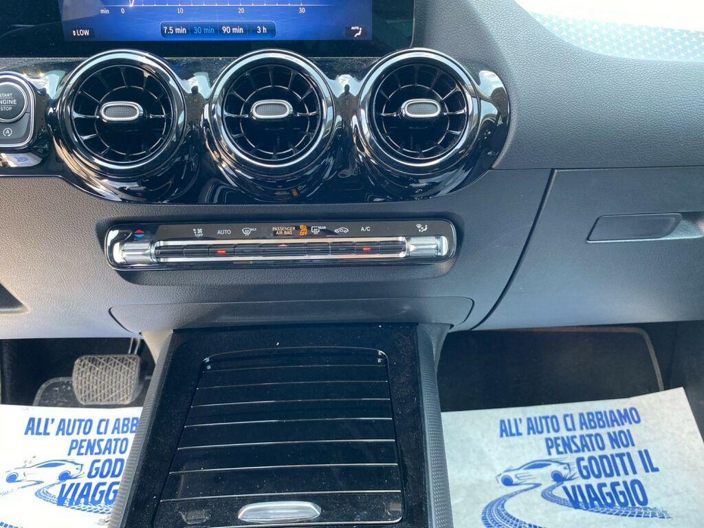 Mercedes GLA 180 180 D Advanced 8G-DCT