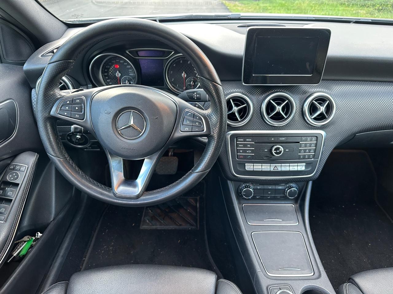 Mercedes-benz A 180 Sport - 2017
