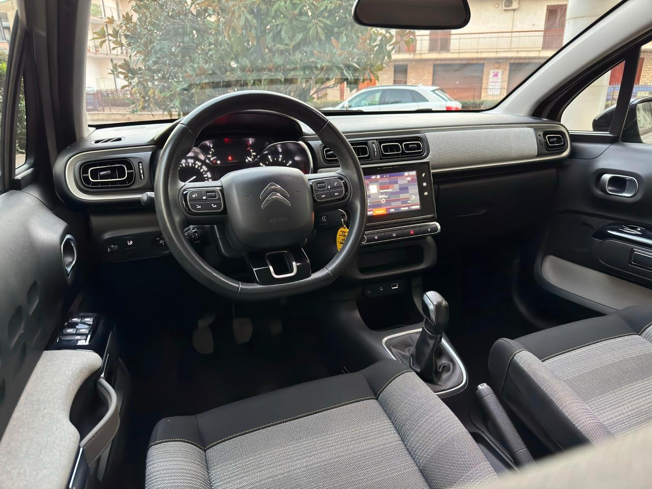 Citroen C3 1.2 PureTech 82 cv Shine