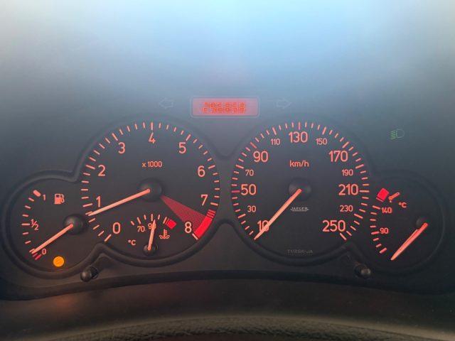 PEUGEOT 206 1.1 3p. XT