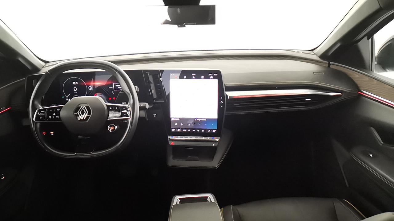 RENAULT Megane IV - Megane E-Tech Iconic EV60 220cv AC22