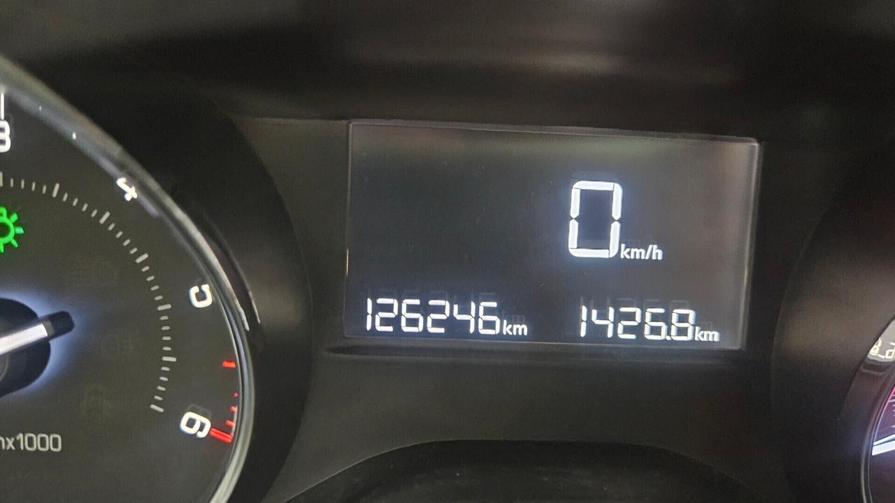 Peugeot 2008 1.6 e-HDi 92 CV Stop&Start Urban Cross