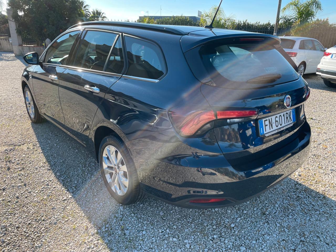 Fiat Tipo 1.6 Mjt S&S SW Lounge