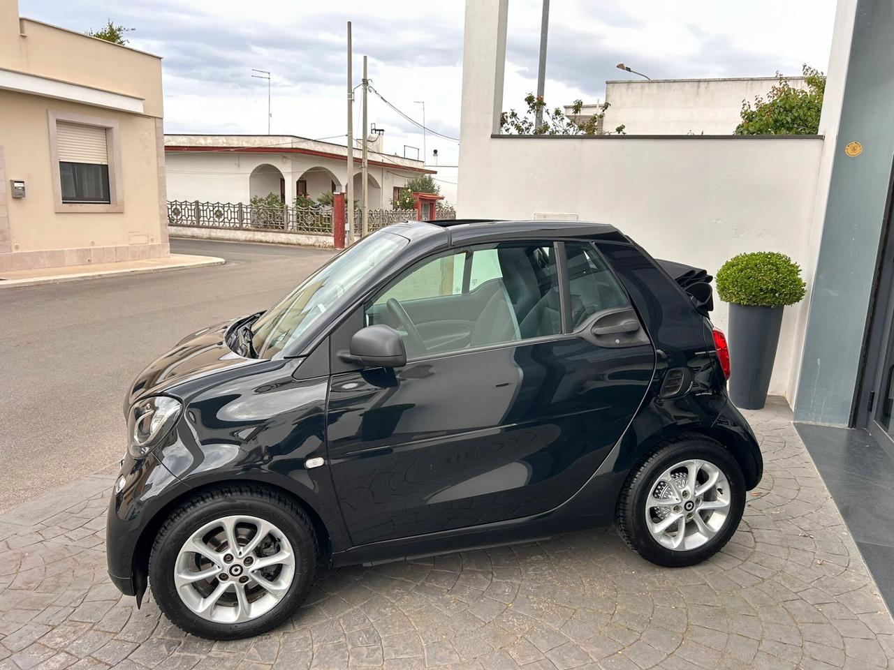 Smart ForTwo 1.0 52Kw CABRIO Km69.000-2018