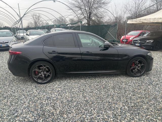 Alfa Romeo Giulia 2.0 Turbo 280 CV AT8 AWD Q4 Veloce