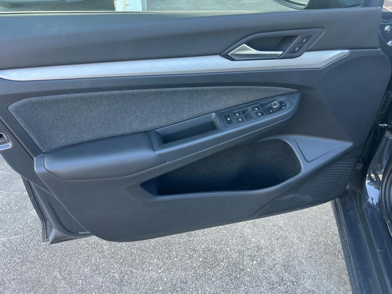 Volkswagen Golf 1.0 TSI EVO Life FINANZIABILE