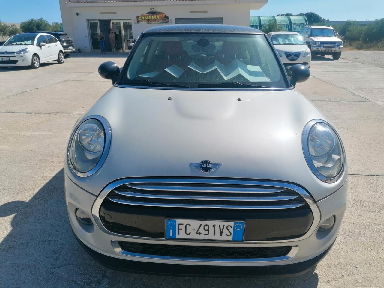 Mini Cooper Mini 1.5 Automatica