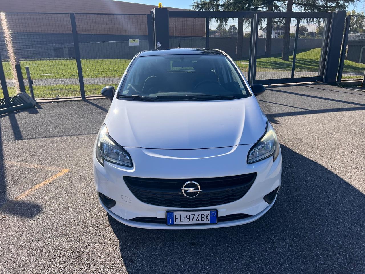 Opel Corsa 1.4 90CV GPL Tech 5 porte b-Color