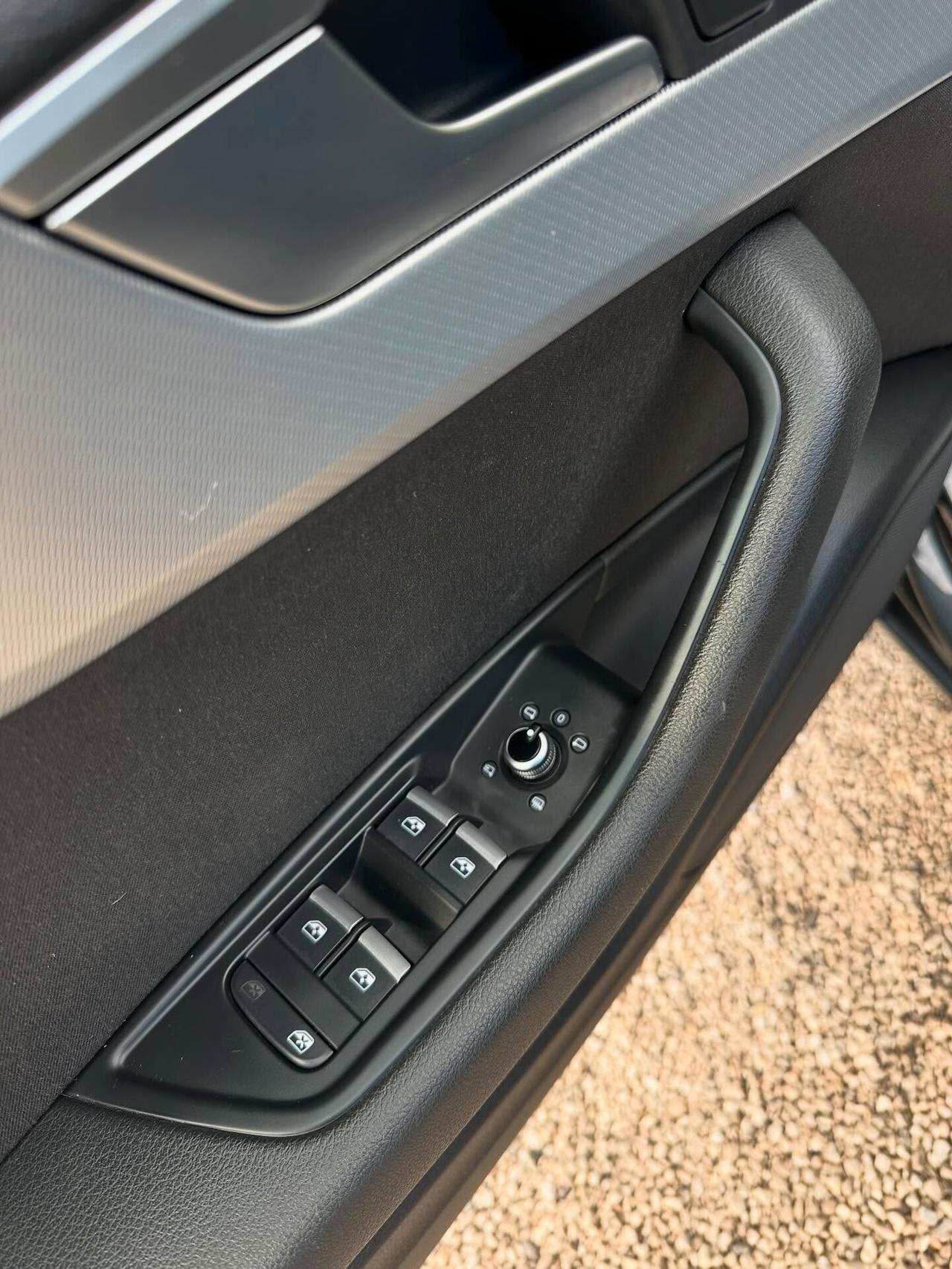 Audi A4 2.0 TDI 150 CV S tronic Sport